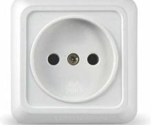 Розетка 1-м ОП Олимп 16А IP20 без заземл. бел. UNIVersal